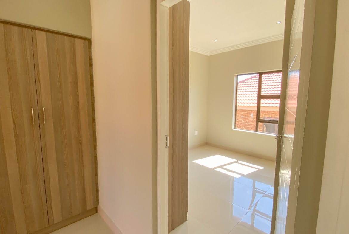Property For Rent In Johannesburg South By Propertyzz.com (54 of 85) New Development o Rent In Johannesburg South By Propertyzz_com