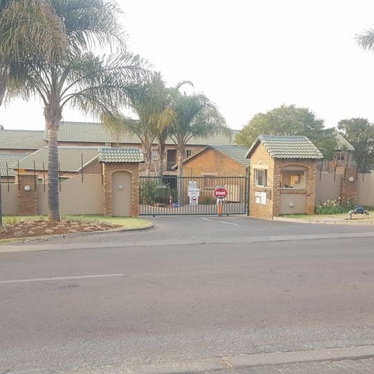 Apartment For Sale In Pretoria By Propertyzz_com 1