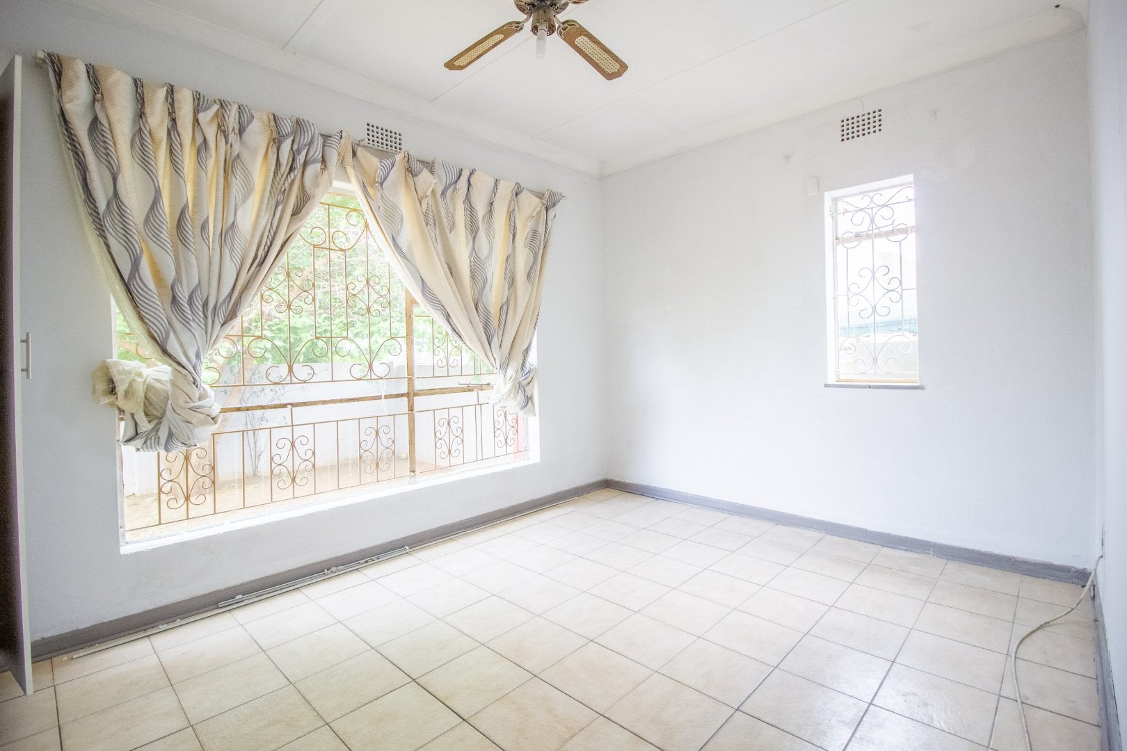 Apartment_to_rent_in_Johannesburg_by_propertyzz_com 7