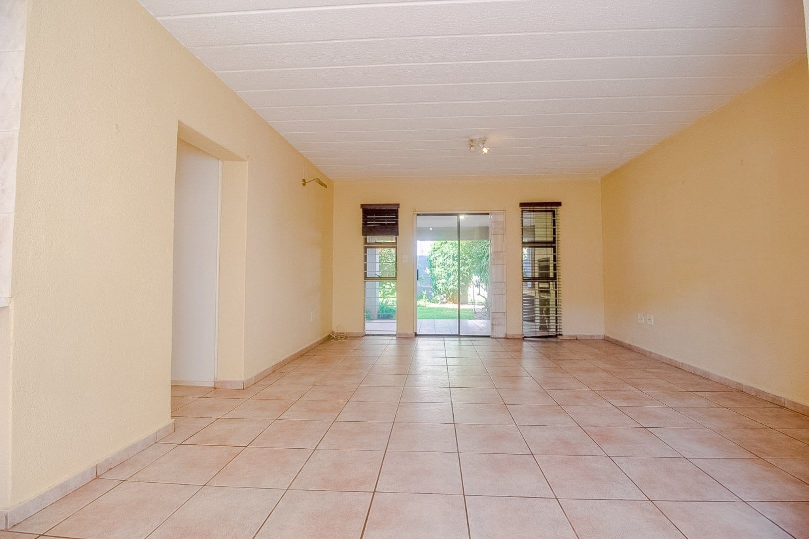 Apartment_to_rent_in_Sandton_by_propertyzz_com 3