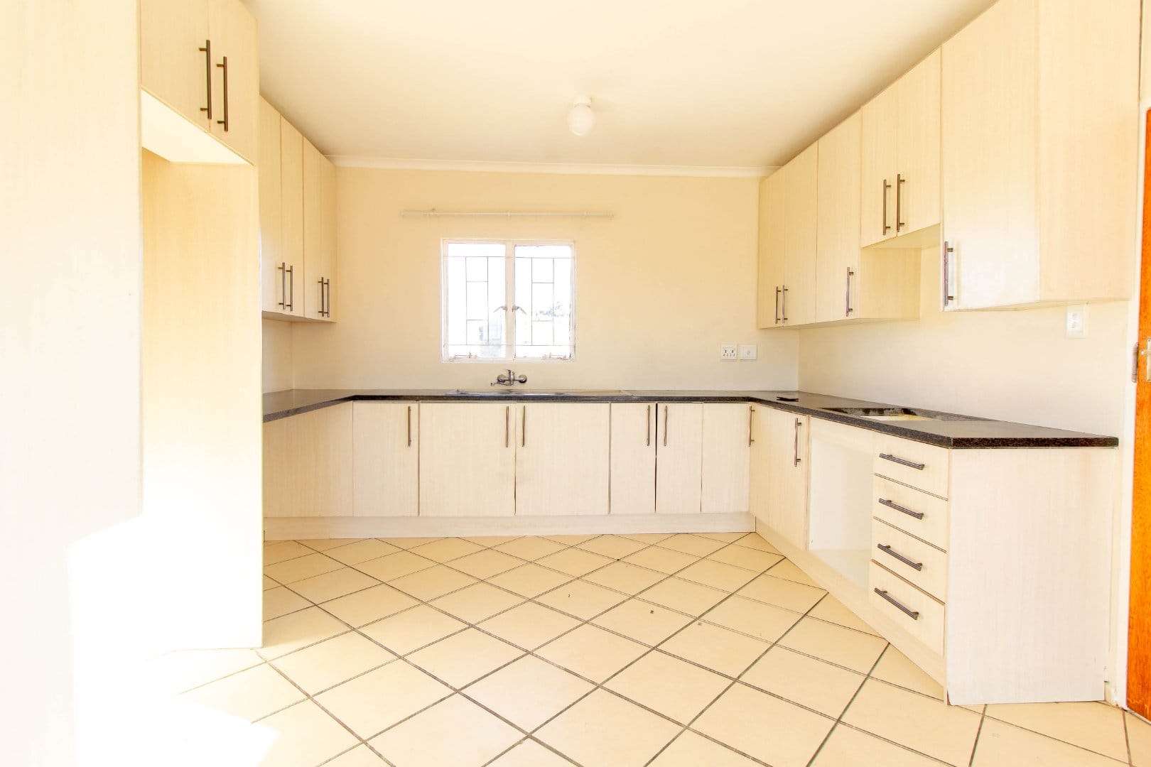 Apartment_to_rent_in_Sandton_by_propertyzz_com 4