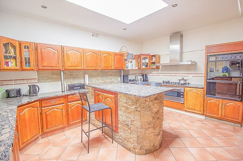 Apartment_to_sale_in_Centurion_by_propertyzz_com 10