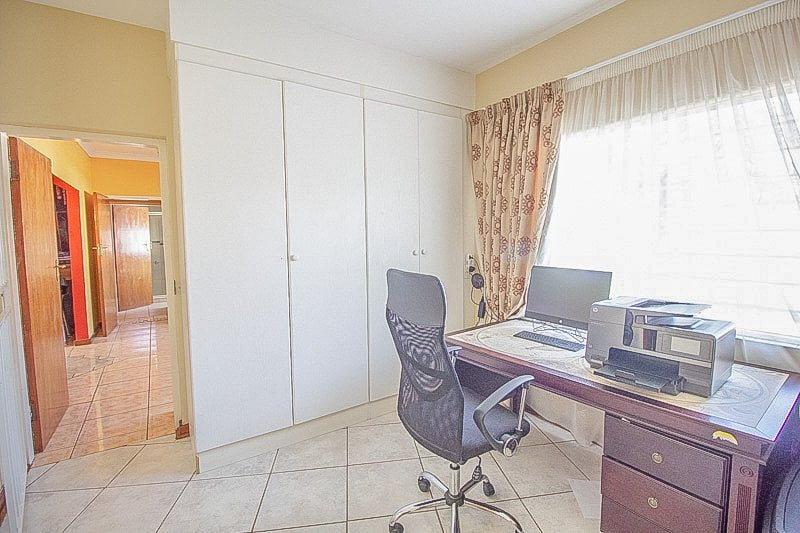 Apartment_to_sale_in_Centurion_by_propertyzz_com 16