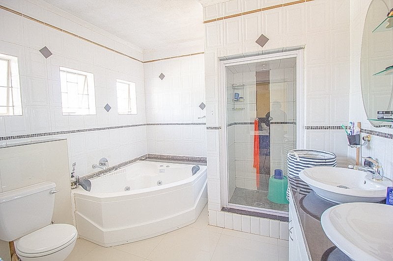 Apartment_to_sale_in_Centurion_by_propertyzz_com 25