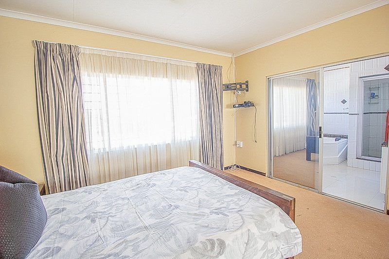 Apartment_to_sale_in_Centurion_by_propertyzz_com 26