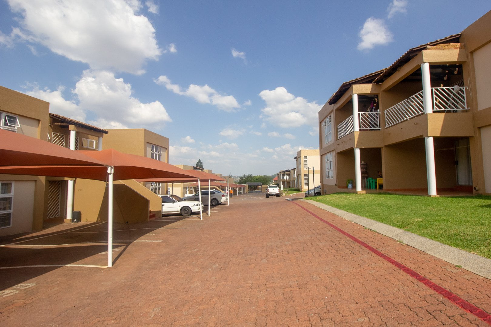 Townhouse For Rent In Mondeor, Johannesburg South by Propertyzz_com 13