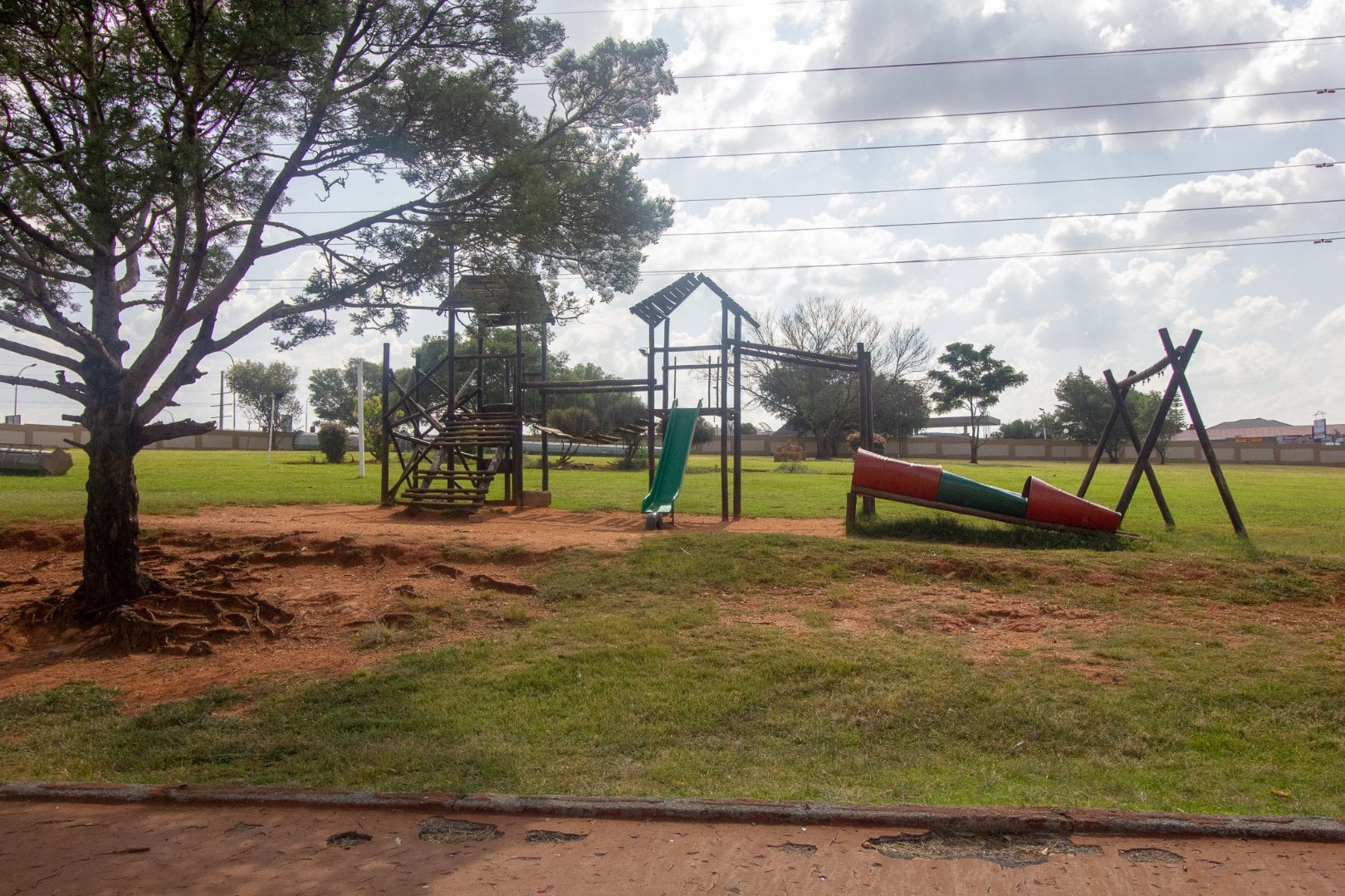 Townhouse For Rent In Mondeor, Johannesburg South by Propertyzz_com 15