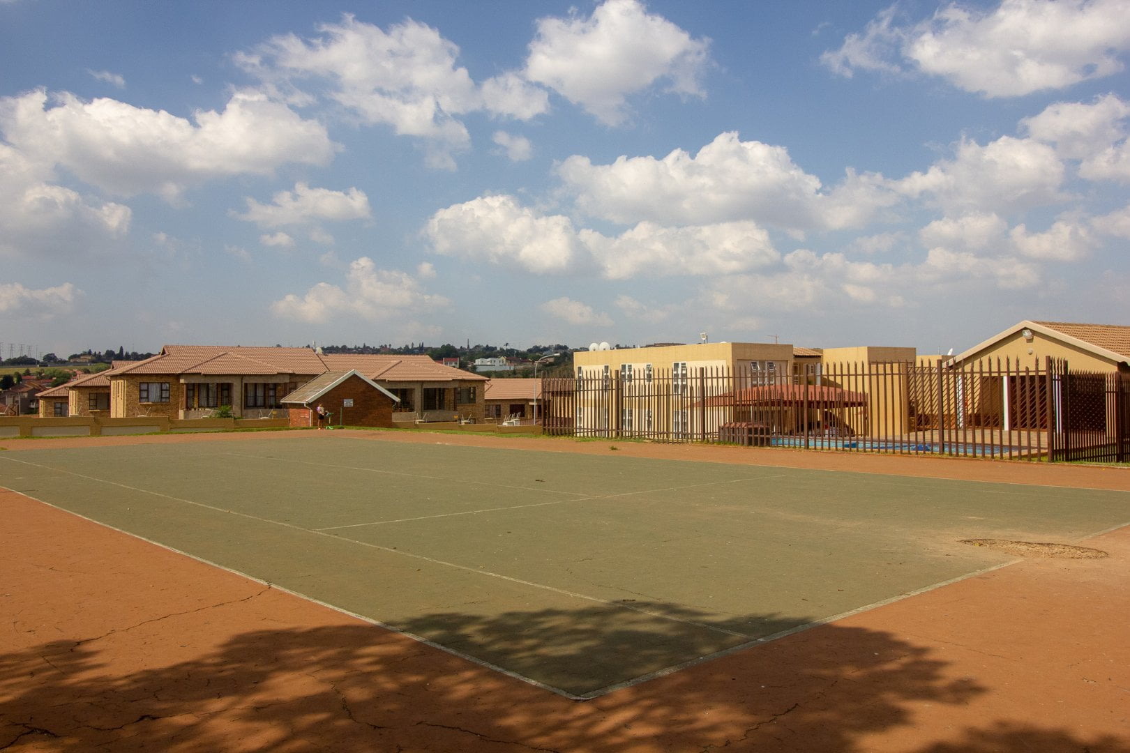 Townhouse For Rent In Mondeor, Johannesburg South by Propertyzz_com 17