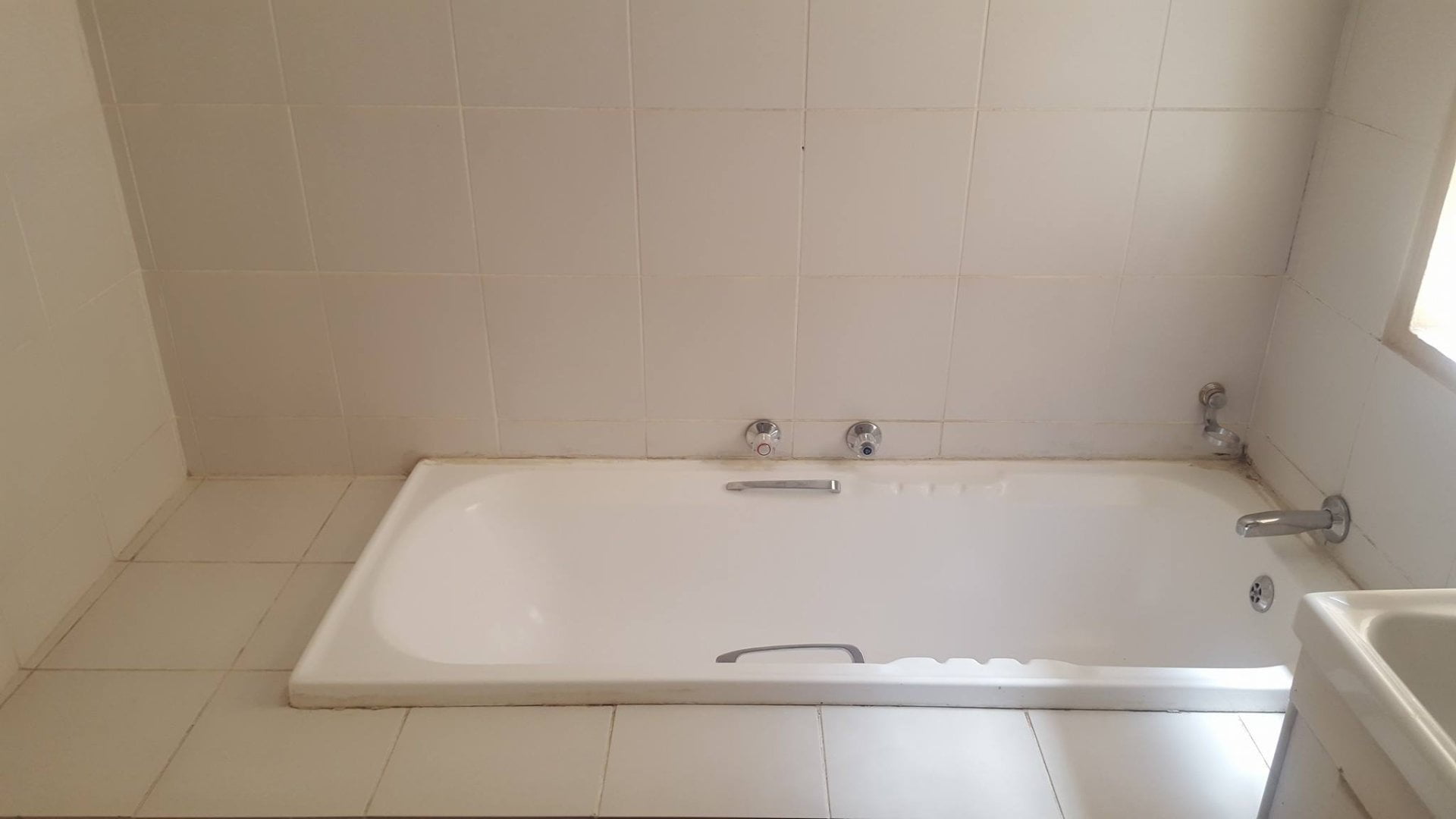 Townhouse For Rent In Mondeor, Johannesburg South by Propertyzz_com 7