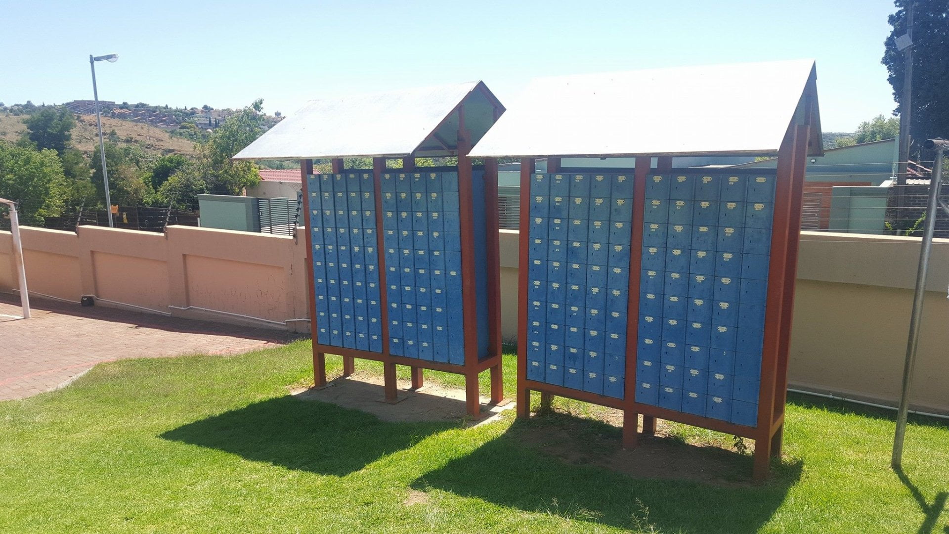 Townhouse For Rent In Mondeor, Johannesburg South by Propertyzz_com 9