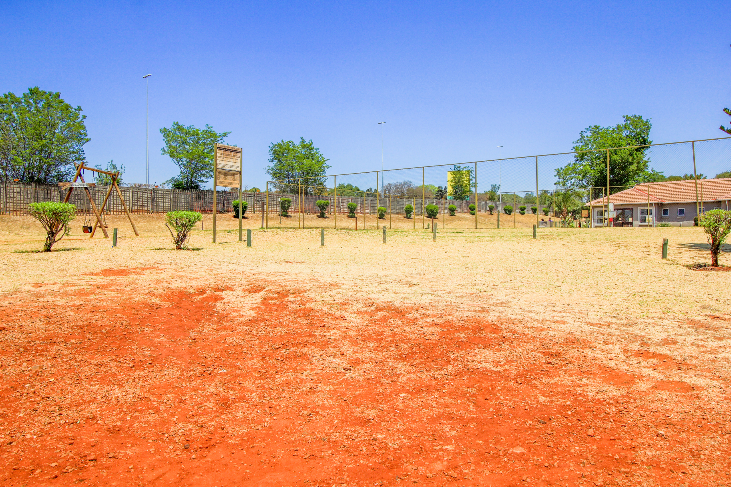 Property For Sale In Roodeport By Propertyzz.com (14 of 19)