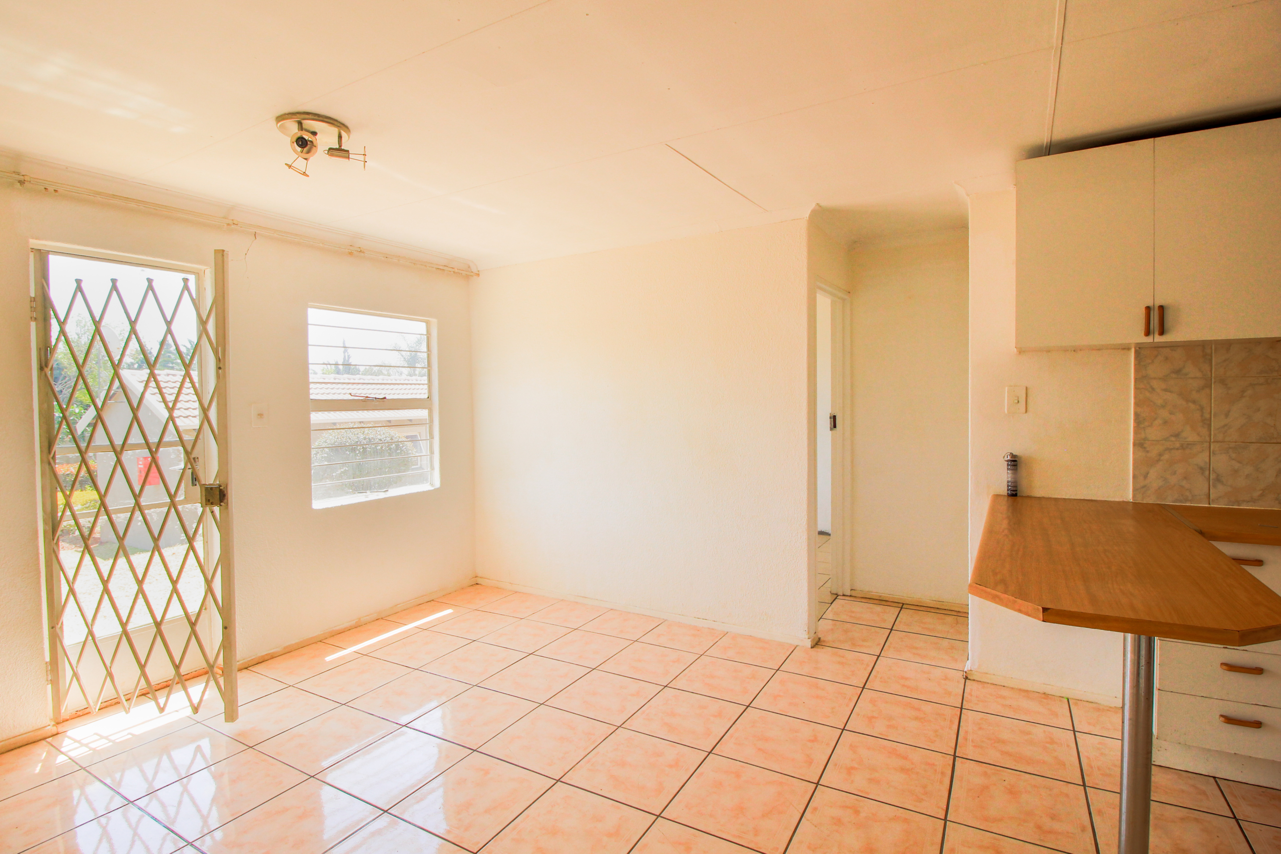 Property For Sale In Roodeport By Propertyzz.com (4 of 19)