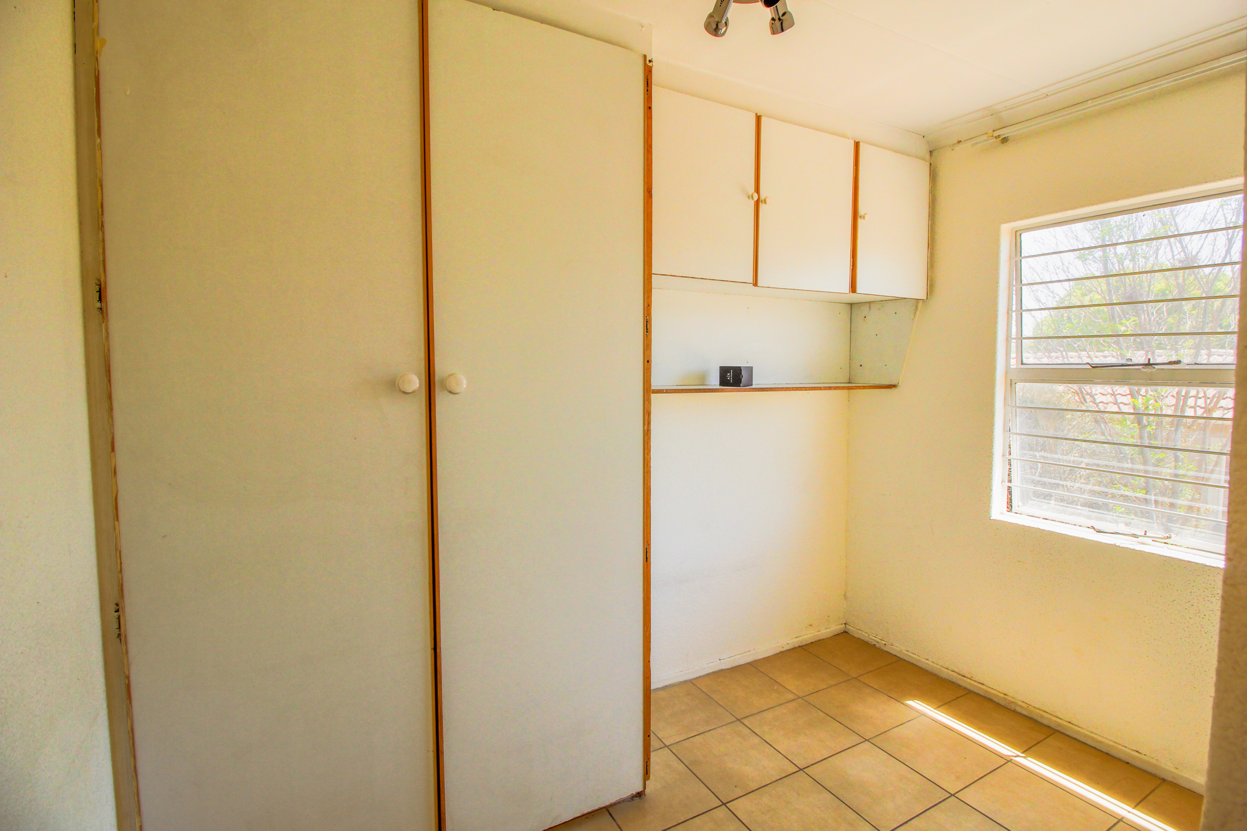 Property For Sale In Roodeport By Propertyzz.com (8 of 19)